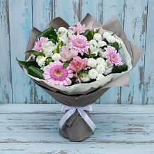 Букет цветов из:  Герберы, Альстромерии и Хризантемы в Горняцком