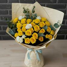 Букет цветов из:  Розы в Горняцком