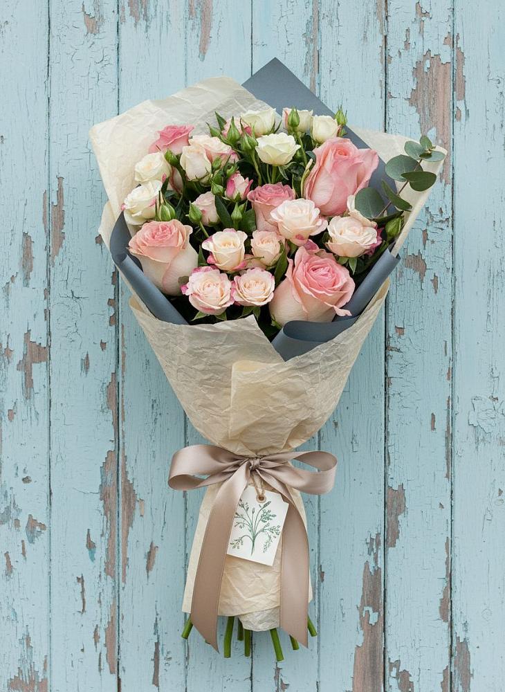 Букет цветов из: Розы в Горняцком