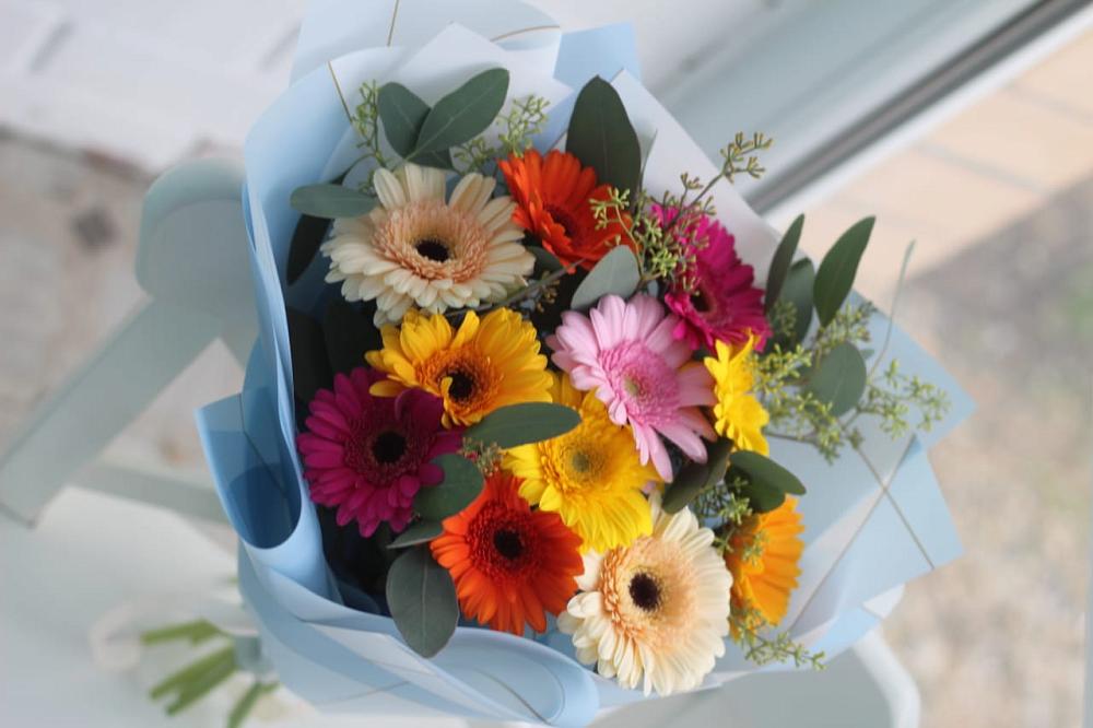 Букет цветов из: Герберы в Горняцком