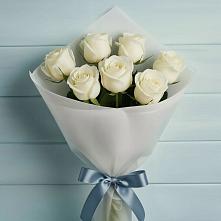 Букет 7 Белых роз Эдлесс Лав #REPLACE_PRED# Горняцком