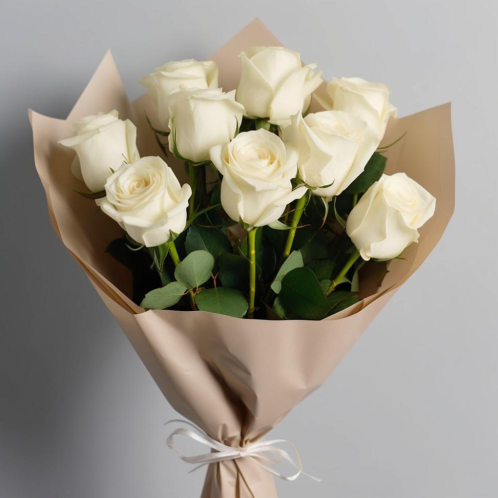 Букет 9 Белых роз Эдлесс Лав в Горняцком