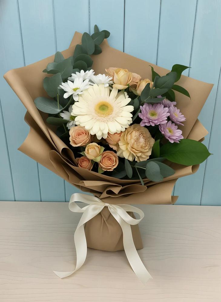 Букет цветов из: Герберы и Хризантемы в Горняцком