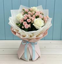 Букет цветов из:  Розы в Горняцком
