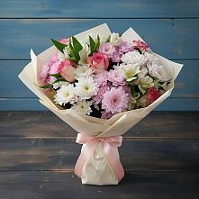 Букет цветов из:  Хризантемы, Альстромерии и Розы в Горняцком
