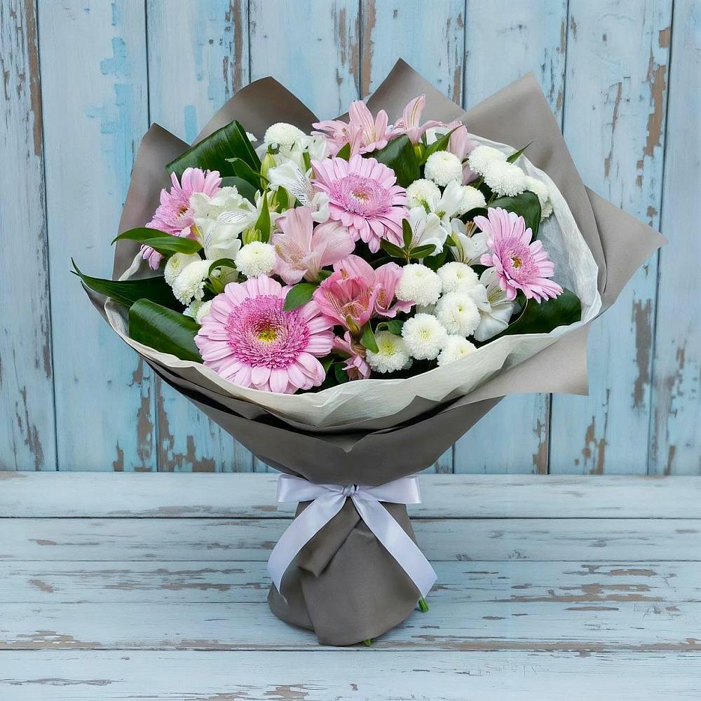 Букет цветов из: Герберы, Альстромерии и Хризантемы в Горняцком