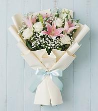 Букет цветов из:  Лилии в Горняцком